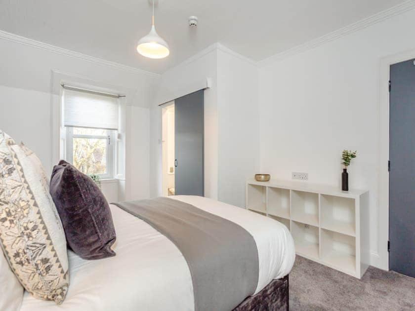 Langley Lodge 7 Double Bedrooms With Smart Tvs, 6 Bathrooms, Fully Equipped Kitchen, Ample Parking, Wifi, Dishwasher, Garden, Great Central Location Ideal For Business And Trades Teams For Long Stays Contact Langley Cottages & Serviced Apartments Vat 윅 외부 사진