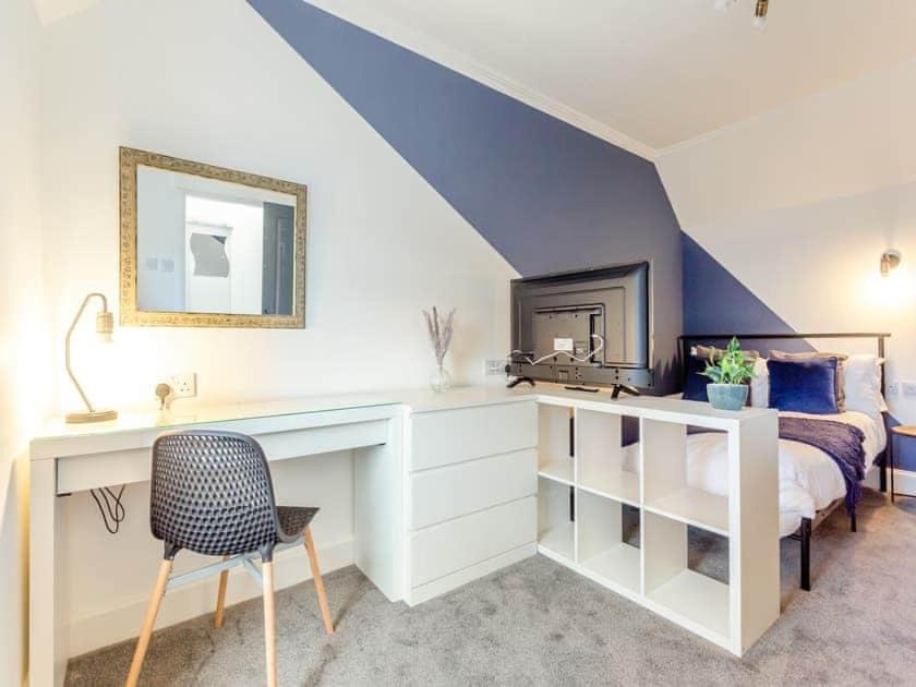 Langley Lodge 7 Double Bedrooms With Smart Tvs, 6 Bathrooms, Fully Equipped Kitchen, Ample Parking, Wifi, Dishwasher, Garden, Great Central Location Ideal For Business And Trades Teams For Long Stays Contact Langley Cottages & Serviced Apartments Vat 윅 외부 사진